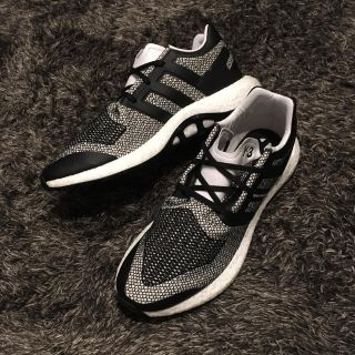 ワイスリー(Y-3)の【最終値下げ】y-3 pure boost 28 17aw 新品 正規品(スニーカー)