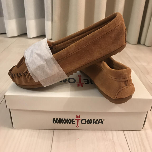 Minnetonka(ミネトンカ)のMINNETONKA モカシン/デッキシューズ レディースの靴/シューズ(スリッポン/モカシン)の商品写真