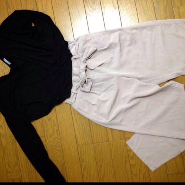 GU(ジーユー)のV字ロングTシャツ レディースのトップス(Tシャツ(長袖/七分))の商品写真