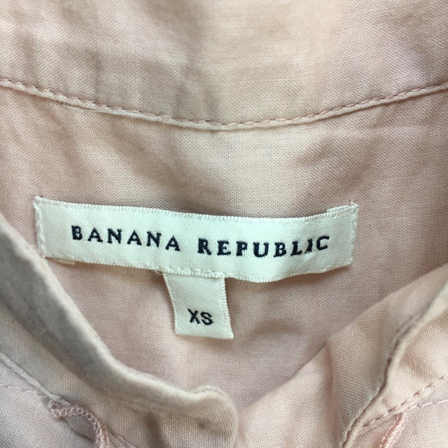 Banana Republic(バナナリパブリック)の【未使用】バナナリパブリック フリル フレンチ ブラウス シャツ オフィス レディースのトップス(シャツ/ブラウス(半袖/袖なし))の商品写真