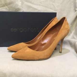 セルジオロッシ(Sergio Rossi)の【専用！】SERGIO ROSSI ☆ POINTED TOE  PUMPS ！(ハイヒール/パンプス)