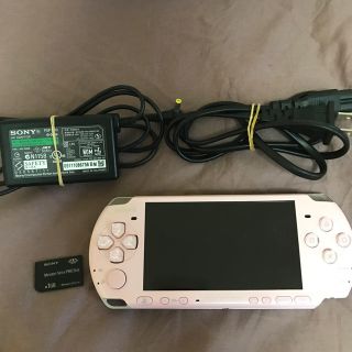 プレイステーションポータブル(PlayStation Portable)のPSP 3000 ピンク(携帯用ゲーム機本体)