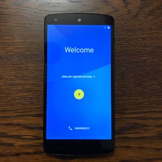 エルジーエレクトロニクス(LG Electronics)のNexus5 32GB ホワイト SIMフリー(スマートフォン本体)