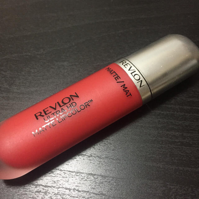REVLON(レブロン)のレブロン ウルトラHDマットリップカラー 10番 コスメ/美容のベースメイク/化粧品(口紅)の商品写真