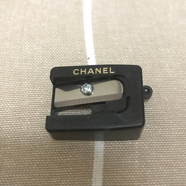 CHANEL(シャネル)の【新品未使用】CHANEL アイブロウペンシル コスメ/美容のベースメイク/化粧品(アイブロウペンシル)の商品写真