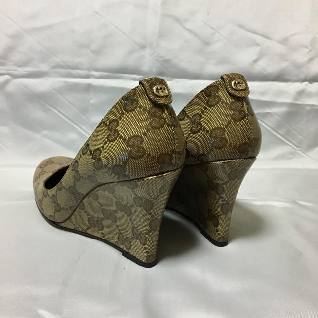 Gucci(グッチ)のにゃんこ様専用 レディースの靴/シューズ(ハイヒール/パンプス)の商品写真