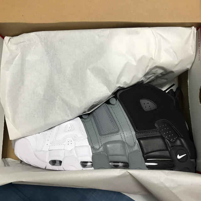 NIKE(ナイキ)のnike AIR MORE UPTEMPO 96 27cm メンズの靴/シューズ(スニーカー)の商品写真