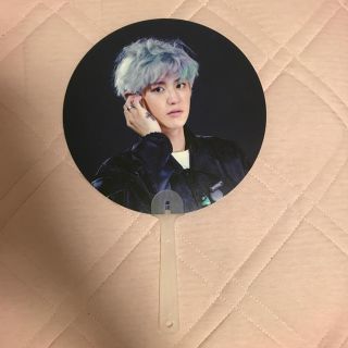 チャンヨル (CHANYEOL/EXO)｜初のソロミニアルバム『Black Out