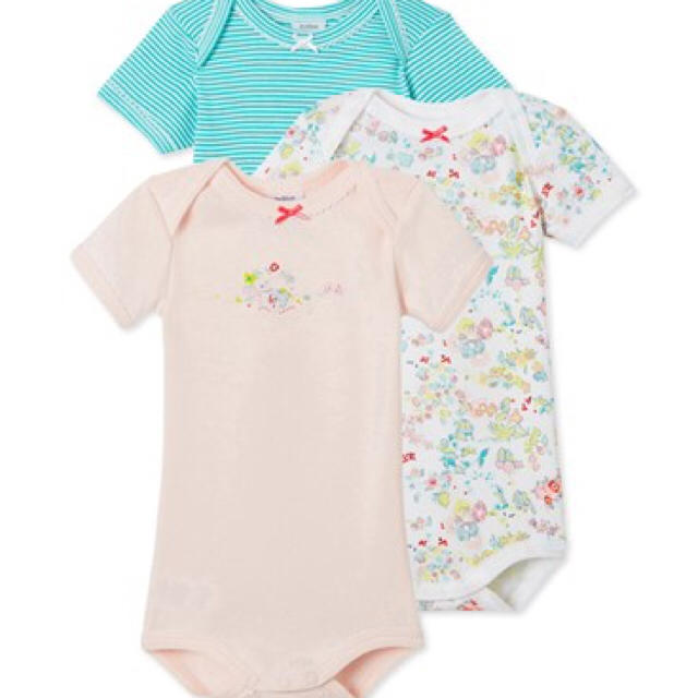 PETIT BATEAU(プチバトー)のsale☆12M プチバトー ＰＴＶプリント半袖ボディ3枚組 グリーン キッズ/ベビー/マタニティのベビー服(~85cm)(肌着/下着)の商品写真