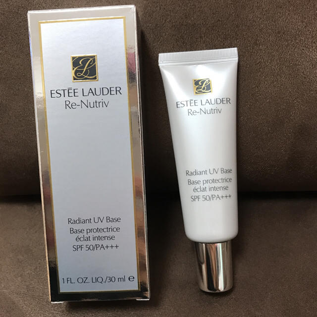 Estee Lauder(エスティローダー)の[値下げ]エスティーローダー リニュートリィブ コスメ/美容のベースメイク/化粧品(化粧下地)の商品写真