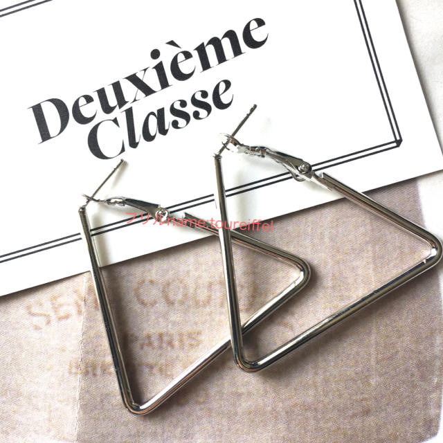 DEUXIEME CLASSE(ドゥーズィエムクラス)の今だけ値下！新品 ドゥーズィエムクラス トライアングル 三角フープピアス レディースのアクセサリー(ピアス)の商品写真