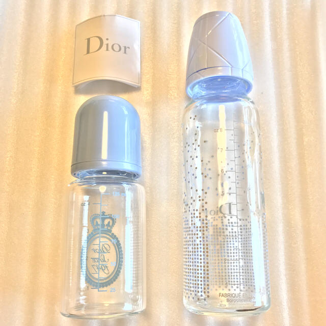 baby Dior(ベビーディオール)の【新品】baby Dior★哺乳瓶2本セット キッズ/ベビー/マタニティの授乳/お食事用品(哺乳ビン)の商品写真