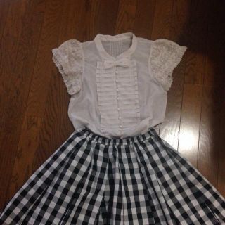 ジルスチュアート(JILLSTUART)のレース袖ブラウス(シャツ/ブラウス(半袖/袖なし))