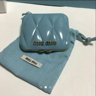 ミュウミュウ(miumiu)の即発送可能【新品】ミュウミュウ miumiu ミラー
(香水(女性用))