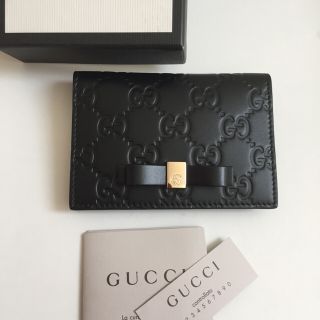 Gucci - 半額!新品 GUCCI グッチ パスケース 定期入れ カードケース