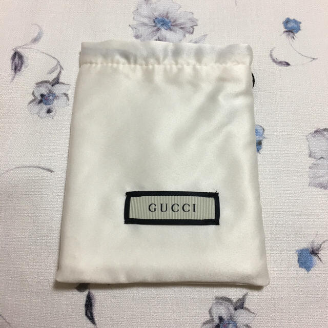 Gucci(グッチ)のGUCCI♡小物入れ レディースのファッション小物(ポーチ)の商品写真