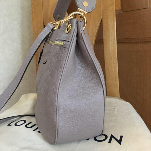 LOUIS VUITTON(ルイヴィトン)のMS8888様専用♡ルイヴィトン スポンティーニ マスティック レディースのバッグ(ショルダーバッグ)の商品写真