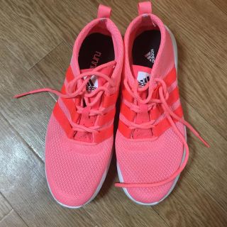 アディダス(adidas)のadidasピンクスニーカー(スニーカー)