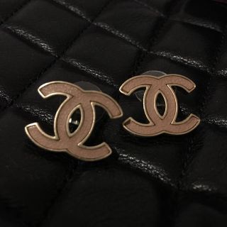 シャネル(CHANEL)のCHANEL シャネル ピアス 美品 値下げしました。(ピアス)