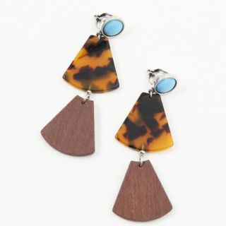 マウジー(moussy)の新品 moussy TRIANGLE EARRING マウジー(イヤリング)