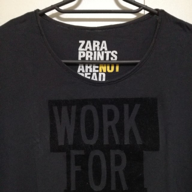 ZARA(ザラ)の送料無料 ZARAザラ 半袖プリントTシャツ サイズS ブラック USED美品 メンズのトップス(Tシャツ/カットソー(半袖/袖なし))の商品写真