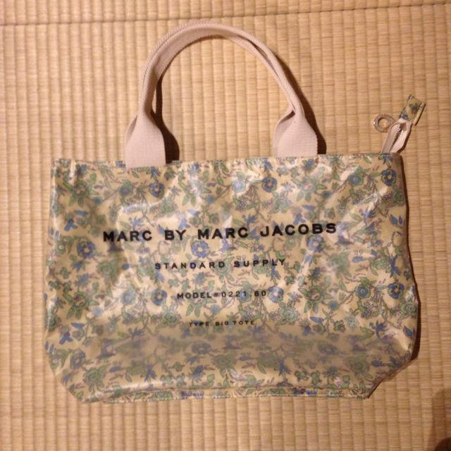 MARC BY MARC JACOBS(マークバイマークジェイコブス)のMARKBYMARKJACOBS レディースのバッグ(トートバッグ)の商品写真