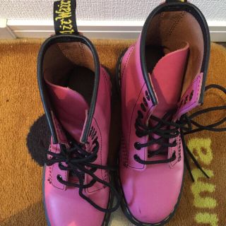 ドクターマーチン(Dr.Martens)の最終お値下げ ドクターマーチン UK4 ピンク(ブーツ)