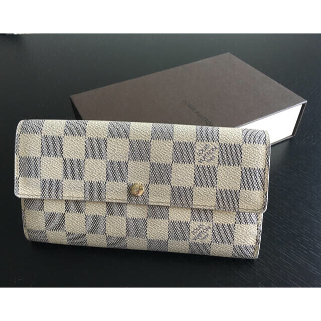 LOUIS VUITTON(ルイヴィトン)の【ちーちゃん様限定】 LOUIS VUITTON　白ダミエ  長財布 レディースのファッション小物(財布)の商品写真