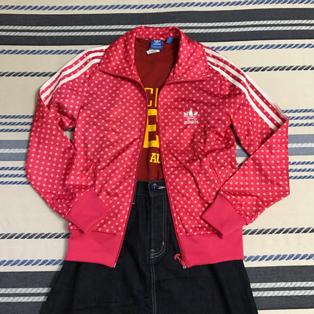 adidas(アディダス)のadidasoriginals リップ柄 ジャージ ジャケット オリジナルス レディースのジャケット/アウター(ブルゾン)の商品写真