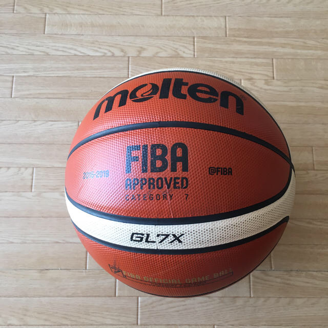 ネーム入れ可 FIBA主催国際大会唯一の公式試合球 バスケットボール オレンジ×アイボリー BG5000 B6G5000 検定球 名入れ 女子