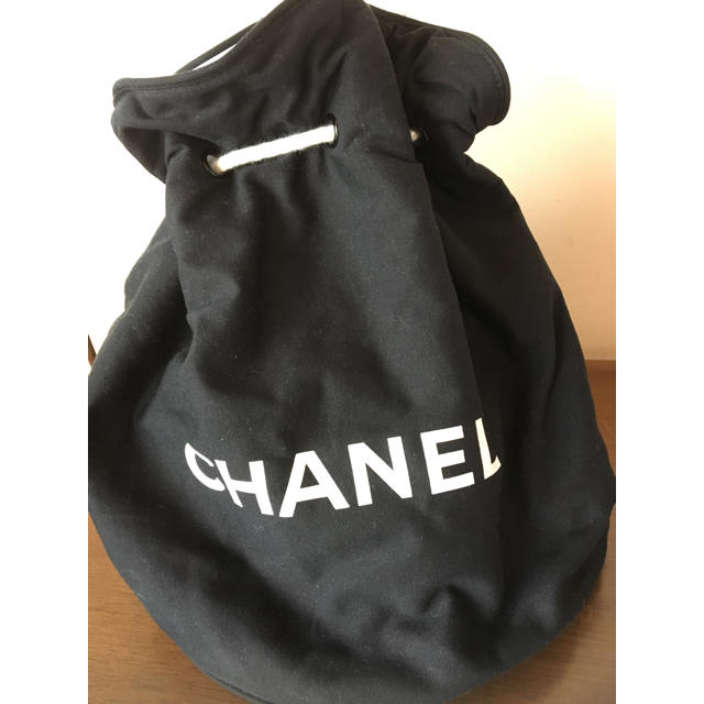 CHANEL(シャネル)の巾着バッグ Chanelノベルティ サイズ大 レディースのバッグ(リュック/バックパック)の商品写真