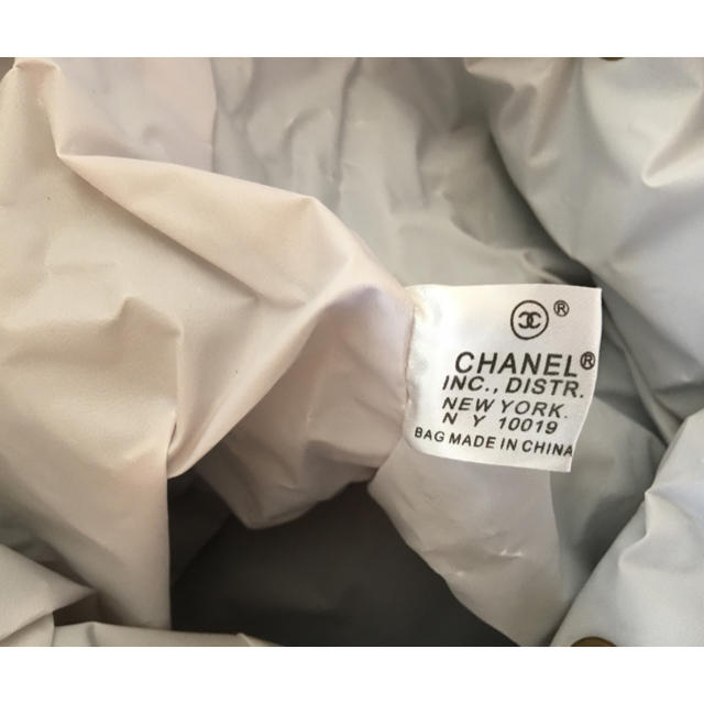 CHANEL(シャネル)の巾着バッグ Chanelノベルティ サイズ大 レディースのバッグ(リュック/バックパック)の商品写真