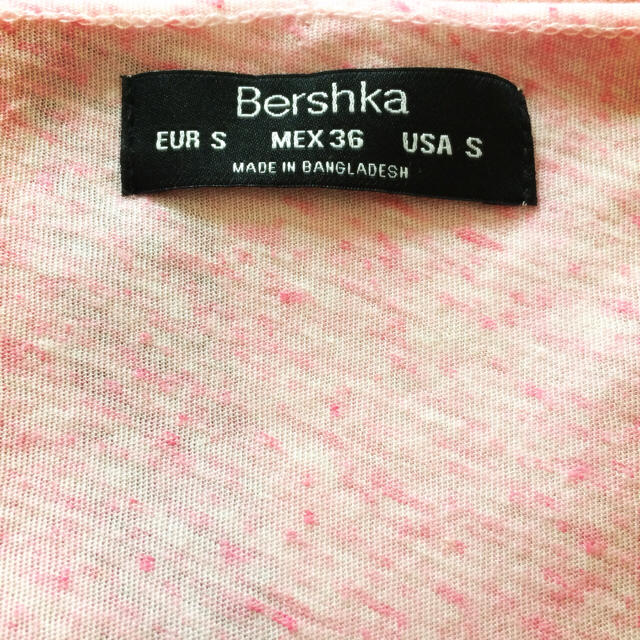 Bershka(ベルシュカ)のSALE！BERSHKA Tシャツ メンズのトップス(Tシャツ/カットソー(半袖/袖なし))の商品写真