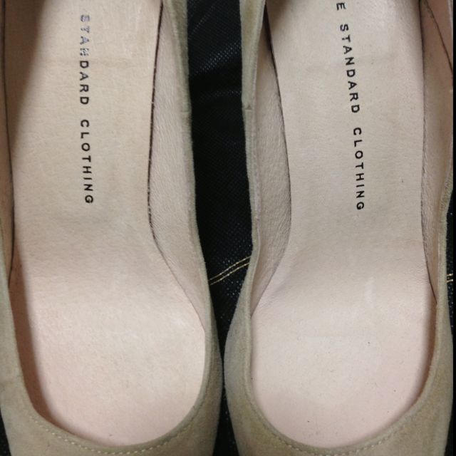 DOUBLE STANDARD CLOTHING(ダブルスタンダードクロージング)のスエードパンプス レディースの靴/シューズ(ハイヒール/パンプス)の商品写真