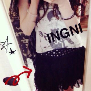 イング(INGNI)のINGNI♡スタッズ付き♡フリルスカート(ミニスカート)