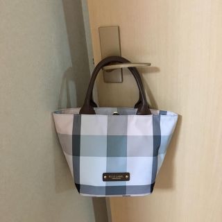 バーバリーブルーレーベル(BURBERRY BLUE LABEL)の美品ブルーレーベルクレストブリッジバッグ(ハンドバッグ)