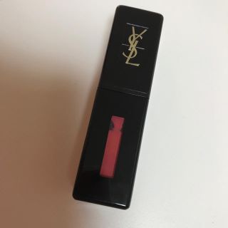 イヴサンローランボーテ(Yves Saint Laurent Beaute)のイヴサンローラン ルージュピュール ヴェルニ ヴィニルクリーム403(口紅)