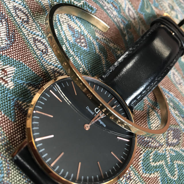 Daniel Wellington(ダニエルウェリントン)のダニエルウェリントン バングルセット メンズの時計(腕時計(アナログ))の商品写真