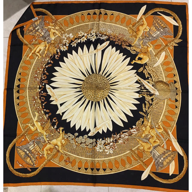 Hermes - ぴーこ様専用 美品 エルメス スカーフ カレの通販 by rana's
