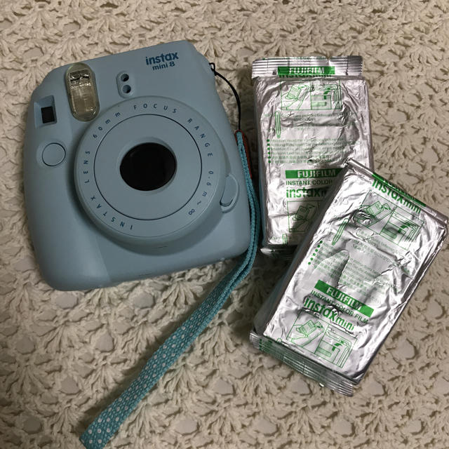 富士フイルム(フジフイルム)のチェキ ブルー スマホ/家電/カメラのカメラ(フィルムカメラ)の商品写真