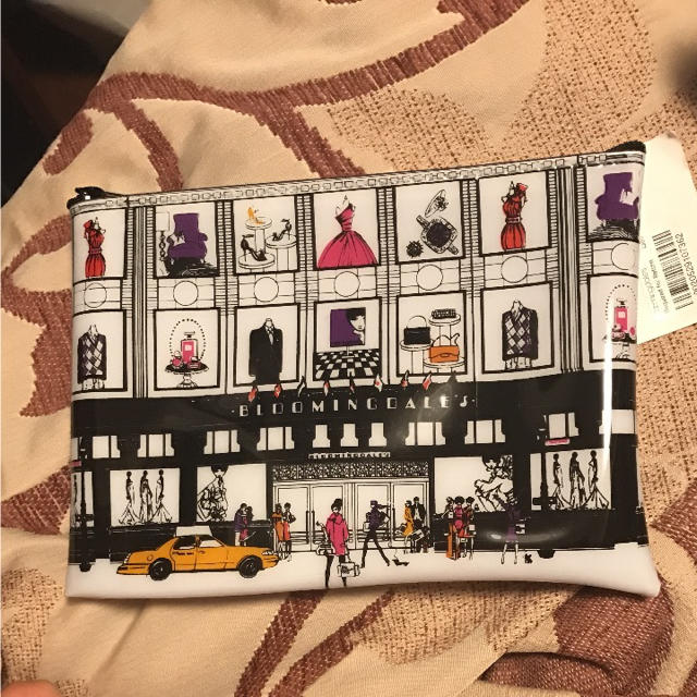 Henri Bendel(ヘンリベンデル)の新品★NY大人気デパート ブルーミングデールズ ポーチ レディースのファッション小物(ポーチ)の商品写真