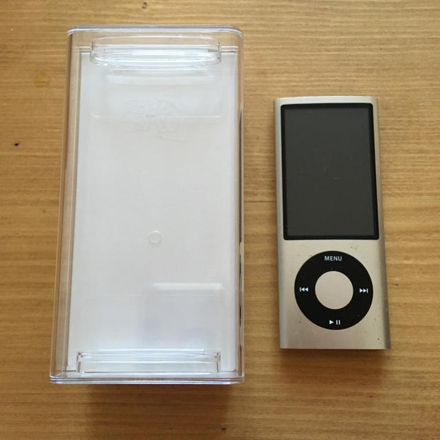 のんた様専用 iPod nano 16G スマホ/家電/カメラのオーディオ機器(ポータブルプレーヤー)の商品写真