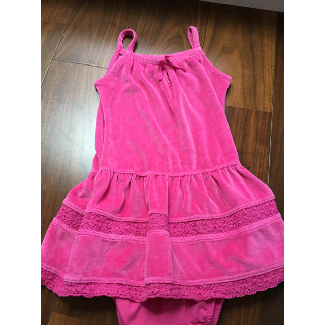 babyGAP(ベビーギャップ)の新品！ギャップのワンピース キッズ/ベビー/マタニティのキッズ服女の子用(90cm~)(ワンピース)の商品写真