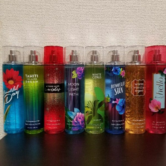 Bath & Body Works(バスアンドボディーワークス)のボディミスト☆お好きな1本選択 コスメ/美容の香水(香水(女性用))の商品写真