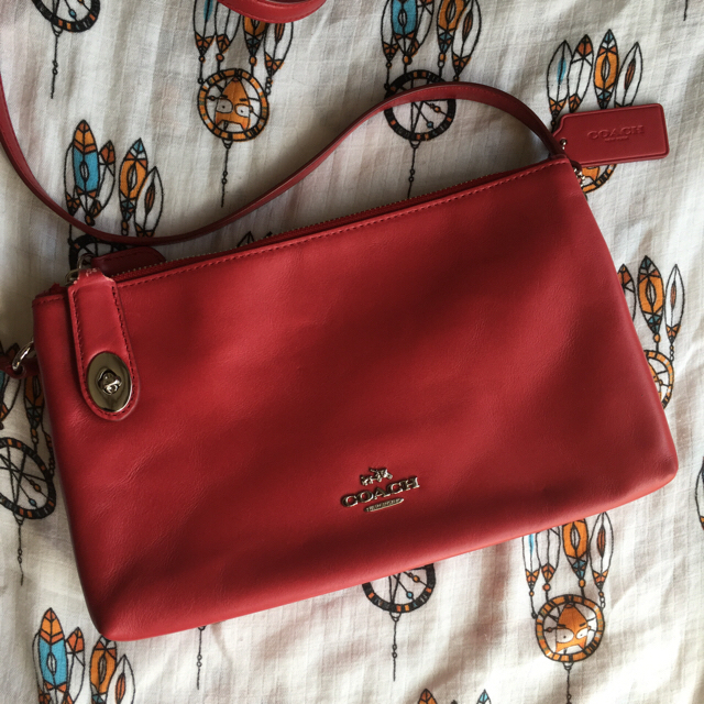 COACH(コーチ)のCOACH コーチ クロスボディー スムース カーフ レザー レディースのバッグ(ショルダーバッグ)の商品写真