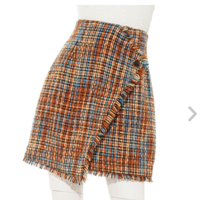 Lily Brown(リリーブラウン)の今期新作 リリーブラウン ツイード台形スカート 新品未使用 レディースのスカート(ミニスカート)の商品写真