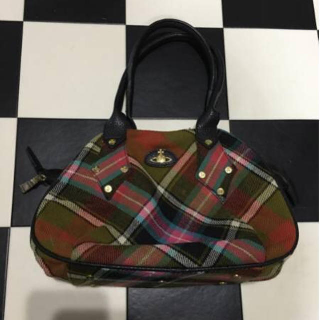 Vivienne Westwood(ヴィヴィアンウエストウッド)のVivienne Westwood タータンチェック ハンドバッグ レディースのバッグ(ハンドバッグ)の商品写真