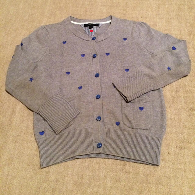 TOMMY HILFIGER(トミーヒルフィガー)のトミーフィルフィガー カーディガン 110 4歳用 キッズ/ベビー/マタニティのキッズ服女の子用(90cm~)(カーディガン)の商品写真