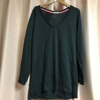 ユニクロ(UNIQLO)のユニクロ Vネック長袖カットソー L(カットソー(長袖/七分))