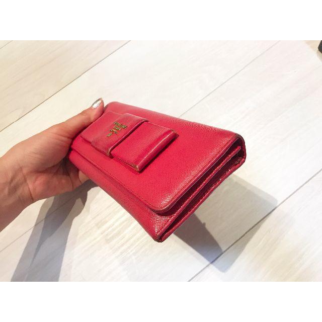 PRADA(プラダ)の最終値下！【本物 キズ 使用感あり】PRADA プラダ　リボン長財布サフィアーノ レディースのファッション小物(財布)の商品写真